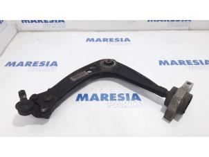 Used Front lower wishbone, left Peugeot 508 SW (8E/8U) 1.6 HDiF 16V Price € 50,00 Margin scheme offered by Maresia Parts