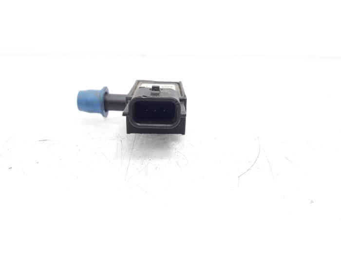 Capteur filtre à particules d'un Renault Kangoo Be Bop (KW) 1.5 dCi 90 FAP 2012