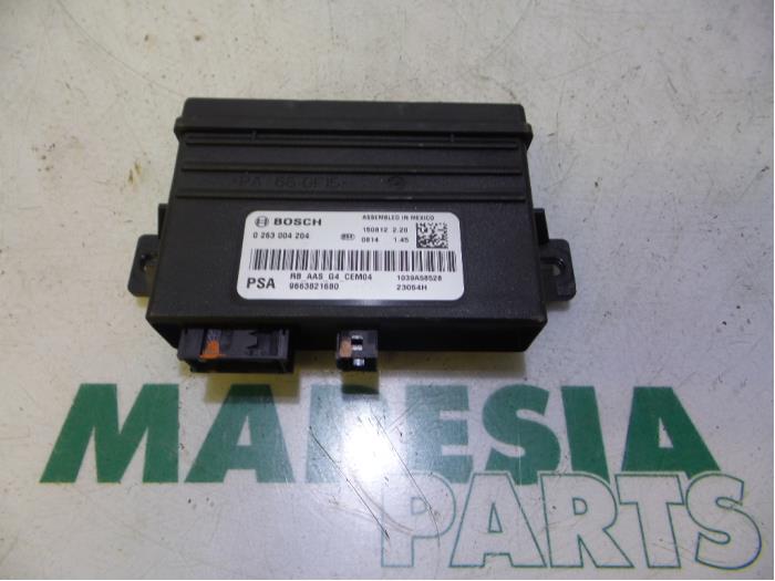 Begagnade PDC-modul Citroen Berlingo 1.6 Hdi 75 Pris € 36,24 Inklusive moms erbjuds av Maresia Parts