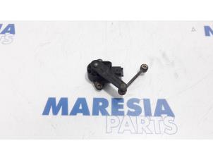 Used Headlight motor Citroen Jumpy (G9) 2.0 HDiF 16V 125 Price € 42,35 Inclusive VAT offered by Maresia Parts
