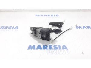 Gebrauchte Türschlossmechanik 2-türig links Citroen DS3 (SA) 1.6 16V VTS THP 155 Preis € 25,00 Margenregelung angeboten von Maresia Parts