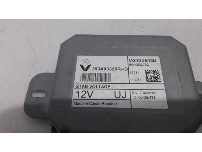 Voltage stabiliser from a Renault Grand Scénic III (JZ) 1.5 dCi 110 2012
