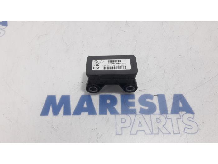 Usagé Ordinateur ESP Renault Grand Scénic III (JZ) 1.5 dCi 110 Prix € 126,00 Règlement à la marge proposé par Maresia Parts