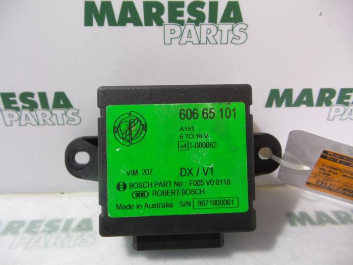 Used Computer, miscellaneous Alfa Romeo 166 2.0 Twin Spark 16V Price € 105,00 Margin scheme offered by Maresia Parts