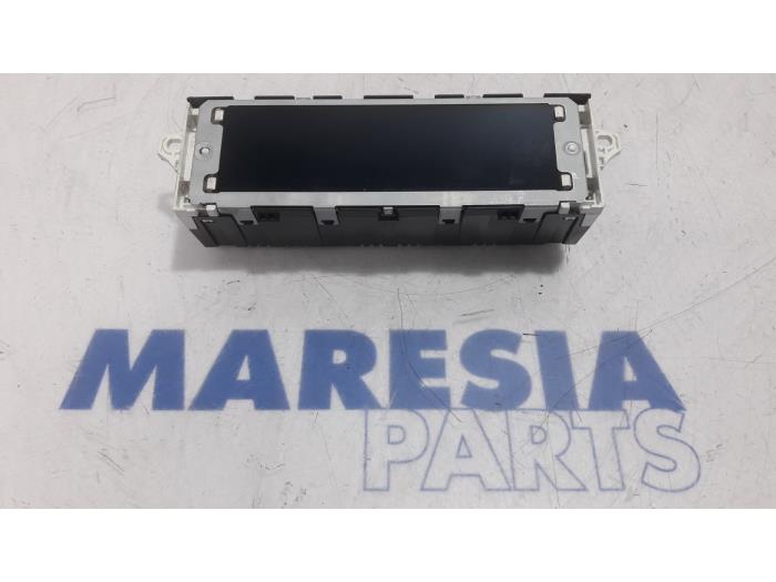 Begagnade Innerdisplay Peugeot Expert (G9) 2.0 HDi 120 Pris € 42,35 Inklusive moms erbjuds av Maresia Parts