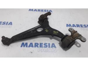 Used Front lower wishbone, left Citroen Jumpy (G9) 1.6 HDI 16V Price € 30,25 Inclusive VAT offered by Maresia Parts