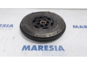Used Flywheel Renault Koleos I 2.5 16V Price € 105,00 Margin scheme offered by Maresia Parts