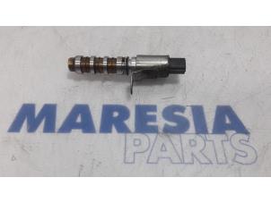 Used Camshaft adjuster Renault Koleos I 2.5 16V Price € 50,00 Margin scheme offered by Maresia Parts