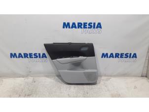 Used Rear door trim 4-door, right Peugeot 5008 I (0A/0E) 1.6 VTI 16V Price € 75,00 Margin scheme offered by Maresia Parts