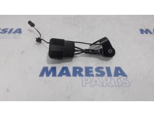 Used Rear seatbelt buckle, right Peugeot 5008 I (0A/0E) 1.6 VTI 16V Price € 40,00 Margin scheme offered by Maresia Parts