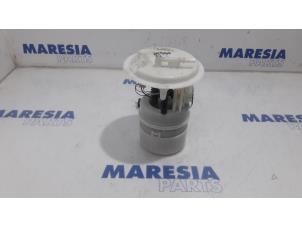 Used Electric fuel pump Peugeot 508 (8D) 1.6 THP 16V Price € 45,00 Margin scheme offered by Maresia Parts