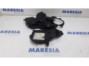 Used Timing cover Citroen C4 Grand Picasso (3A) 1.6 HDiF 115 Price € 40,00 Margin scheme offered by Maresia Parts