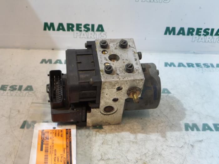 Usagé Bloc ABS Citroen Xsara Picasso (CH) 1.6 Prix € 105,00 Règlement à la marge proposé par Maresia Parts
