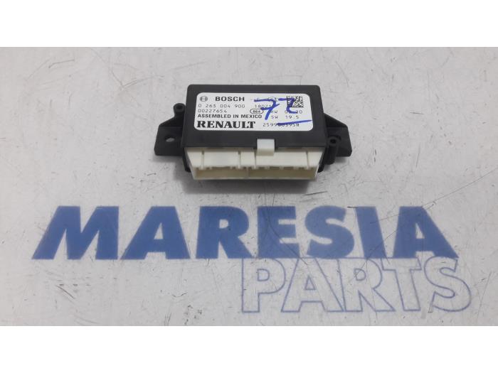 Begagnade PDC-modul Renault Megane IV Estate (RFBK) 1.2 Energy TCE 130 Pris € 85,00 Marginaltabell erbjuds av Maresia Parts