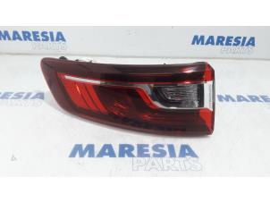 Used Taillight, left Renault Megane IV Estate (RFBK) 1.2 Energy TCE 130 Price € 120,75 Margin scheme offered by Maresia Parts