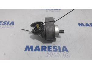 Used Oil cooler Renault Kangoo Be Bop (KW) 1.5 dCi 90 FAP Price € 60,50 Inclusive VAT offered by Maresia Parts