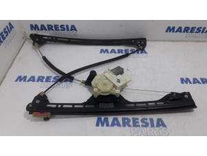 Used Window mechanism 4-door, front right Citroen C4 Picasso (3D/3E) 1.6 e-HDi 115 Price € 70,00 Margin scheme offered by Maresia Parts