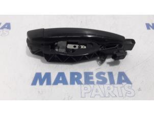 Used Front door handle 4-door, right Citroen C4 Picasso (3D/3E) 1.6 e-HDi 115 Price € 19,50 Margin scheme offered by Maresia Parts