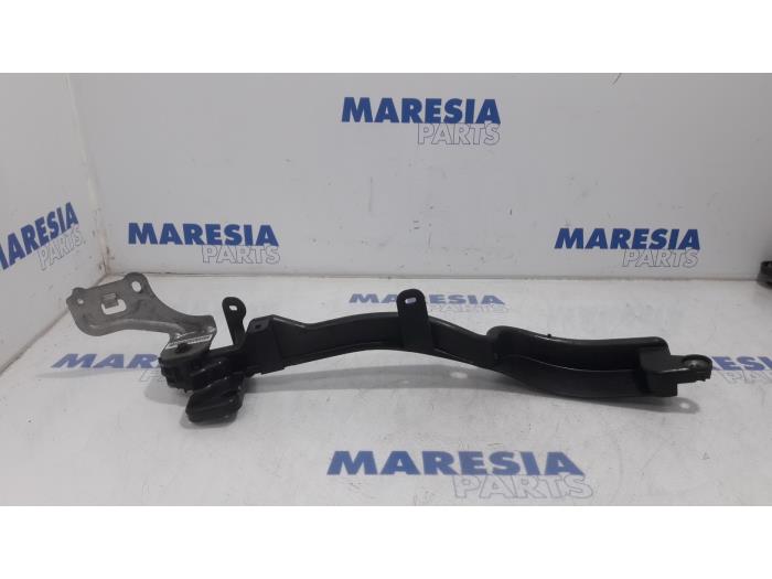Used Subframe Peugeot 508 (8D) 1.6 THP 16V Price € 35,00 Margin scheme offered by Maresia Parts
