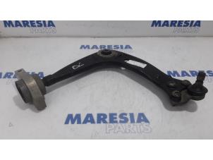 Used Front lower wishbone, right Peugeot 508 (8D) 1.6 THP 16V Price € 50,00 Margin scheme offered by Maresia Parts
