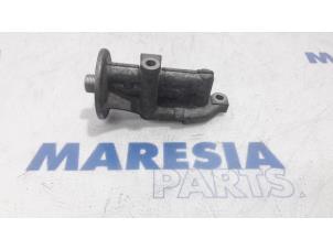 Gebrauchte Ölfilterhalter Peugeot 107 1.0 12V Preis € 30,00 Margenregelung angeboten von Maresia Parts