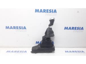 Used Gear stick Peugeot 508 (8D) 1.6 HDiF 16V Price € 65,00 Margin scheme offered by Maresia Parts