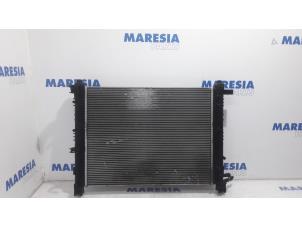Used Radiator Renault Clio IV Estate/Grandtour (7R) 0.9 Energy TCE 12V Price € 35,00 Margin scheme offered by Maresia Parts