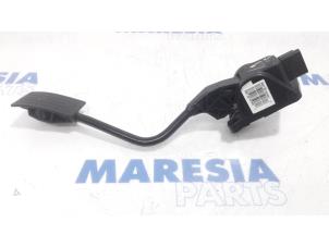 Used Throttle pedal position sensor Peugeot 508 (8D) 1.6 HDiF 16V Price € 35,00 Margin scheme offered by Maresia Parts