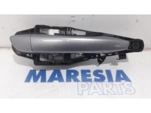 Used Front door handle 4-door, right Peugeot 508 (8D) 1.6 HDiF 16V Price € 50,00 Margin scheme offered by Maresia Parts