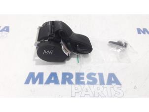 Used Rear seatbelt, centre Peugeot 508 (8D) 1.6 HDiF 16V Price € 35,00 Margin scheme offered by Maresia Parts