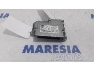 Used Airbag Module Renault Clio III (BR/CR) 2.0 16V GT Price € 75,00 Margin scheme offered by Maresia Parts