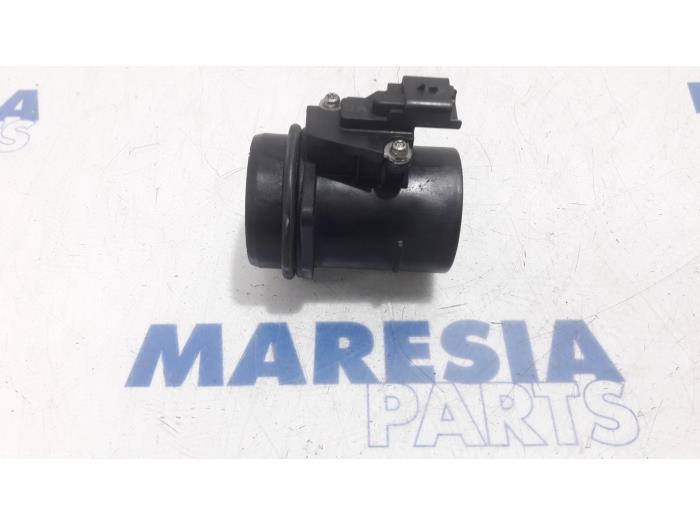 Airflow meter from a Citroën C4 Picasso (3D/3E) 1.6 e-HDi 115 2015