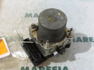 Used ABS pump Fiat Stilo (192A/B) 1.9 JTD 16V 136 Multijet Price € 90,00 Margin scheme offered by Maresia Parts