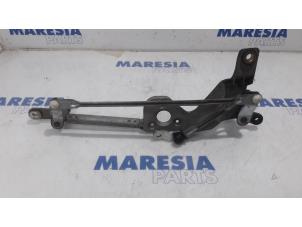 Used Wiper mechanism Fiat Idea (350AX) 1.4 16V Price € 35,00 Margin scheme offered by Maresia Parts
