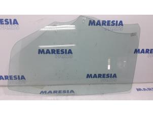 Used Rear door window 4-door, left Peugeot 508 (8D) 1.6 THP 16V Price € 40,00 Margin scheme offered by Maresia Parts