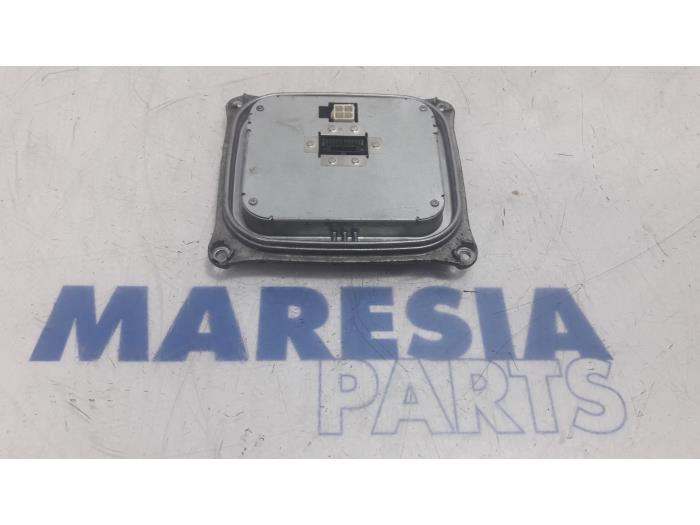 Używane Starter ksenonowy Renault Megane III Grandtour (KZ) 2.0 16V TCe 180 Cena € 75,00 Procedura marży oferowane przez Maresia Parts