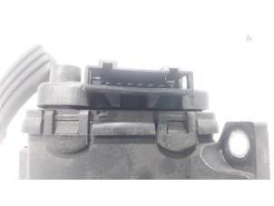 Gaspedalposition Sensor van een Renault Espace (JK) 2.0 16V Turbo 2006