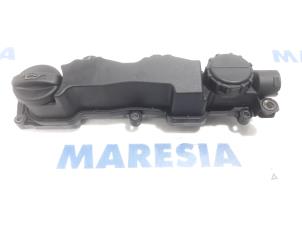 Used Rocker cover Peugeot Partner Tepee (7A/B/C/D/E/F/G/J/P/S) 1.6 HDI 75 16V Price € 42,35 Inclusive VAT offered by Maresia Parts