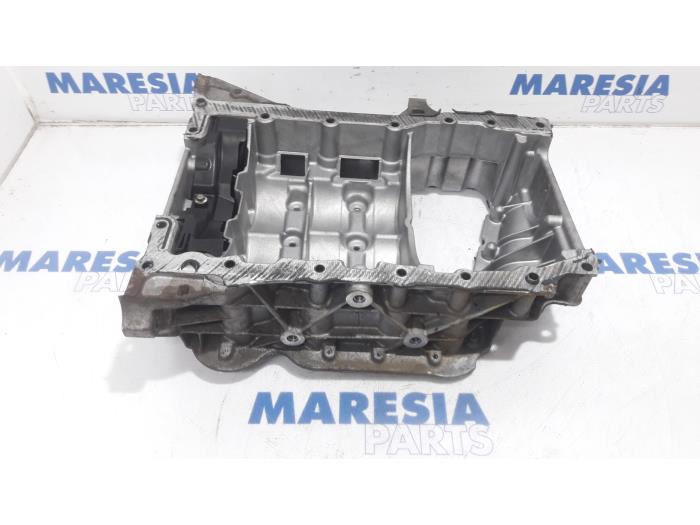 Gebrauchte Ölwanne Renault Espace (JK) 2.0 dCi 16V 130 FAP Preis € 90,00 Margenregelung angeboten von Maresia Parts