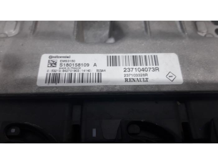 Calculateur moteur d'un Renault Kangoo/Grand Kangoo (KW) 1.2 16V TCE 2014
