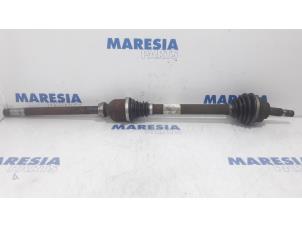 Used Front drive shaft, right Peugeot 508 (8D) 1.6 HDiF 16V Price € 75,00 Margin scheme offered by Maresia Parts