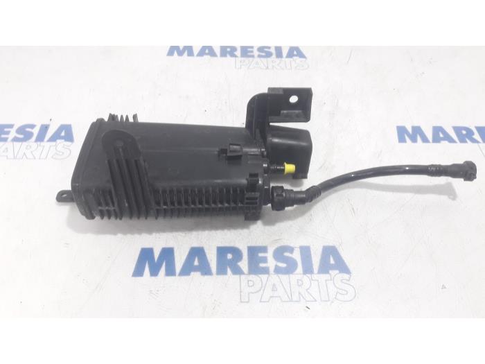 Begagnade Kolfilter Peugeot 5008 I (0A/0E) 1.6 VTI 16V Pris € 34,99 Marginaltabell erbjuds av Maresia Parts
