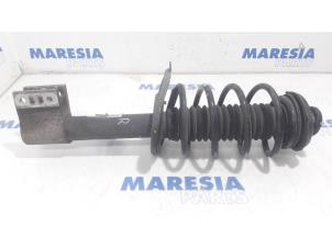 Used Front shock absorber rod, right Peugeot 5008 I (0A/0E) 1.6 VTI 16V Price € 55,00 Margin scheme offered by Maresia Parts