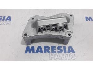 Used Engine mount Fiat Punto III (199) 1.3 JTD Multijet 80 16V Price € 25,00 Margin scheme offered by Maresia Parts