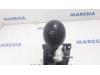 Gear stick from a Renault Master IV (FV) 2.3 dCi 110 16V FWD 2017