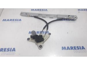 Used Window mechanism 2-door, front right Renault Master IV (FV) 2.3 dCi 110 16V FWD Price € 90,75 Inclusive VAT offered by Maresia Parts