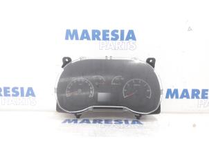 Used Instrument panel Opel Combo 1.3 CDTI 16V Price € 254,10 Inclusive VAT offered by Maresia Parts