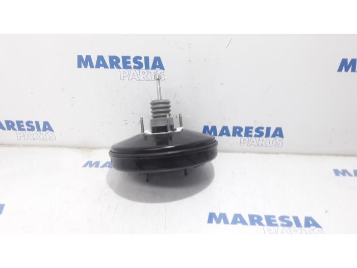 Usados Servofreno Opel Combo 1.3 CDTI 16V Precio € 96,80 IVA incluido ofrecido por Maresia Parts