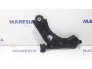 Used Front lower wishbone, left Opel Combo 1.3 CDTI 16V Price € 48,40 Inclusive VAT offered by Maresia Parts