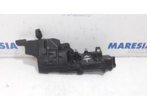 Used Rocker cover Renault Megane III Grandtour (KZ) 1.5 dCi 110 Price € 25,00 Margin scheme offered by Maresia Parts